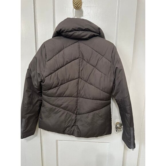 GAP women’s size small brown puffer jacket - Picture 8 of 9